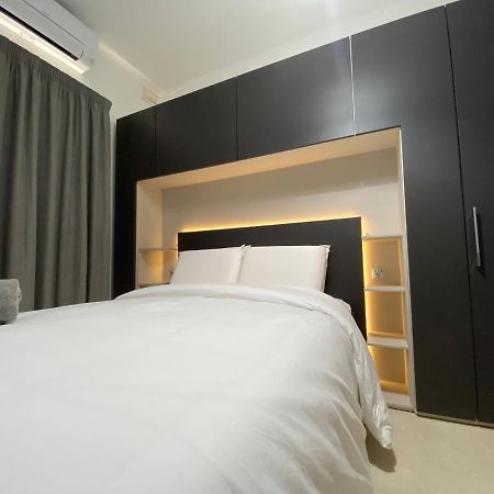 Hepburn Holiday Apartment Бирзеббуджа Экстерьер фото