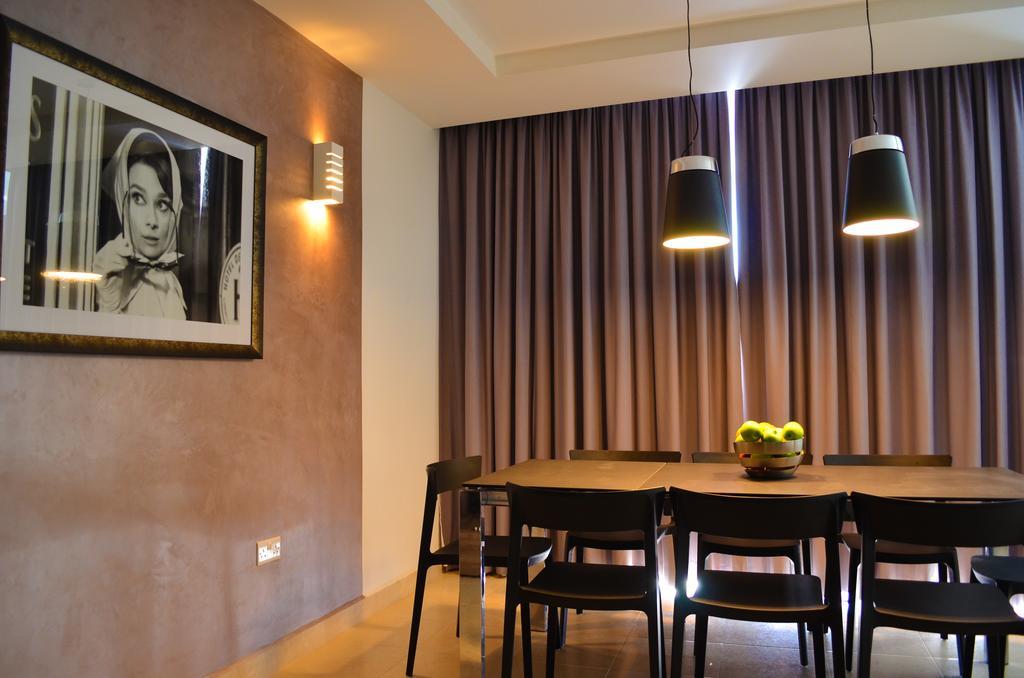 Hepburn Holiday Apartment Бирзеббуджа Экстерьер фото
