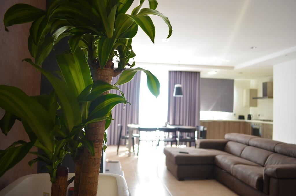 Hepburn Holiday Apartment Бирзеббуджа Экстерьер фото